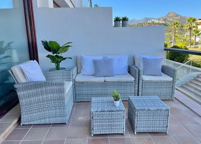 Design Cerca Puerto Banus Y Marbella アパート エステポナ