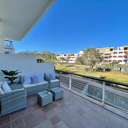 Design Cerca Puerto Banus Y Marbella エステポナ